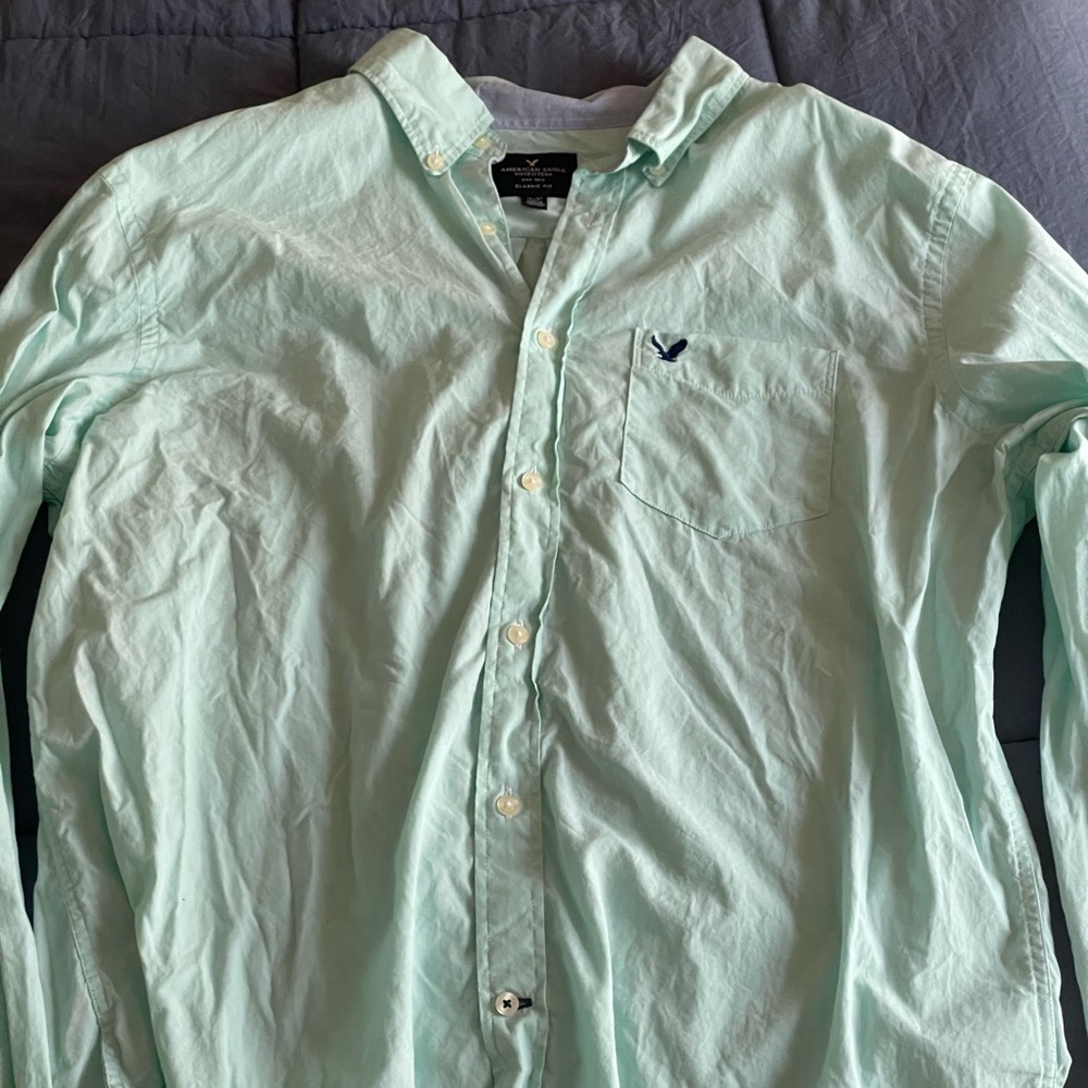 American eagle long sleeve button down